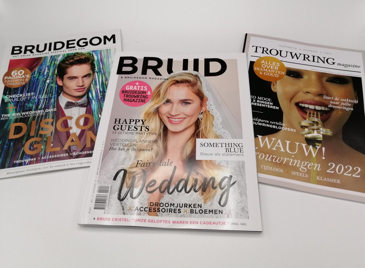 OUT NOW - De voorjaarsedities Bruid &amp; Bruidegom Magazine Nederland en België vanaf vandaag verkrijgbaar inclusief de specials Bruidegom en Trouwring Magazine. 2022. Wil je een sneak peak? Kijk dan snel op de site bruidenbruidegom.nl/.../nu-in-het-… en bruidenbruidegom.be/.../nu-in-het-…