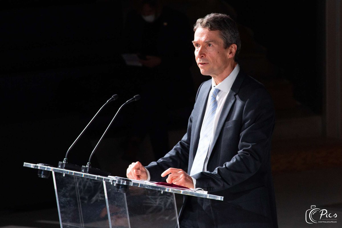 centralesupelec's tweet image. [CONFÉRENCE MÉRITOCRATIE : LES PHOTOS] 📷

Merci à l&apos;association étudiante @galerie_pics qui a pris ces belles images pendant la conférence

galerie.pics/galerie/confer…

cc @1ElisaMoreno @annabellallouch @Prefet91 📸