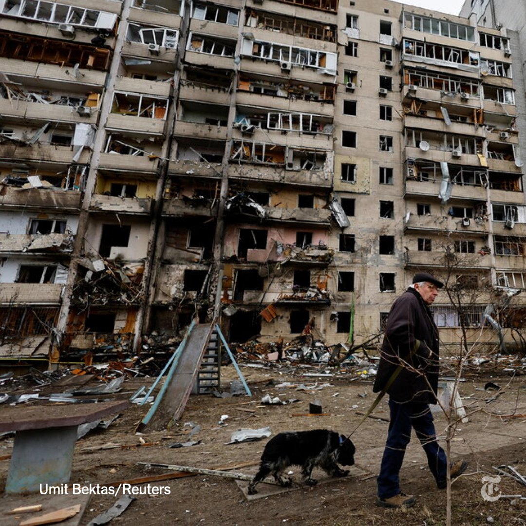 nytimes's tweet photo. Ukrainian officials said that multiple missile strikes hit Kyiv early Friday. "They say that civilian objects are not a target for them. It is a lie, they do not distinguish in which areas to operate," Ukraine's president said of Russia.

Follow updates. https://t.co/GxrASRMiJf https://t.co/4BGHxZyEa3