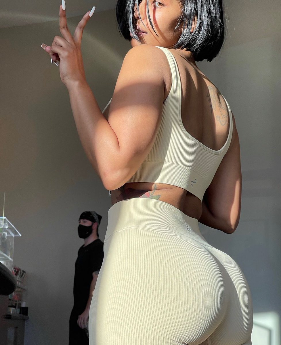 Stephdpt30's tweet photo. Happy birthday to my princess 👸🏽 my baby the women with the gameplan I appreciate u more the u know baby🖤 https://t.co/QGYHD9bsig