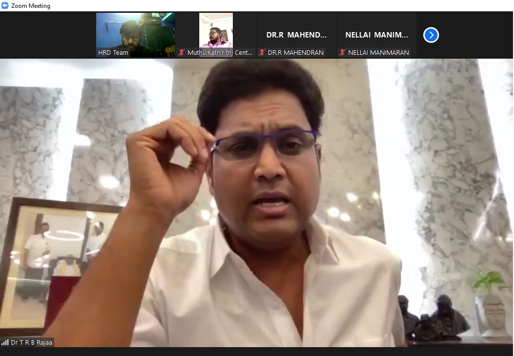 DMKITwing's tweet photo. '@DMKITwing செயலாளர் Dr @TRBRajaa அவர்கள் தலைமையில் நடைபெற்ற ஆலோசனை கூட்டத்தில்,அணியின் நிர்வாக உட்கட்டமைப்பு &amp; செயல்பாடுகளை பலப்படுத்தும் ஆலோசனைகள் வழங்கப்பட்டன. இக்கூட்டத்தில் #DMKITwing இணை செயலாளர் Dr @drmahendran_r அவர்கள்,துணை செயலாளர்கள், ஒருங்கிணைப்பாளர்கள் பங்குபெற்றனர்' https://t.co/pgkq7j7Tim