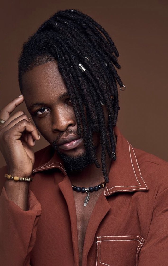 LayconGallery's tweet image. Big LayLay 💛🐺

Via @itsLaycon ’s Instagram Story.