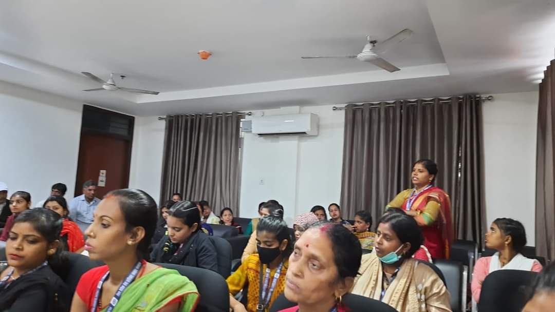 BiharLegal's tweet photo. ''Women will only be empowered if they acquire education.''

On November 13th, 2021, A seminar was organized on the present status of women under the joint aegis of National Commission for Women and Legal Services Authority, Patna. https://t.co/KPuJkeluxN