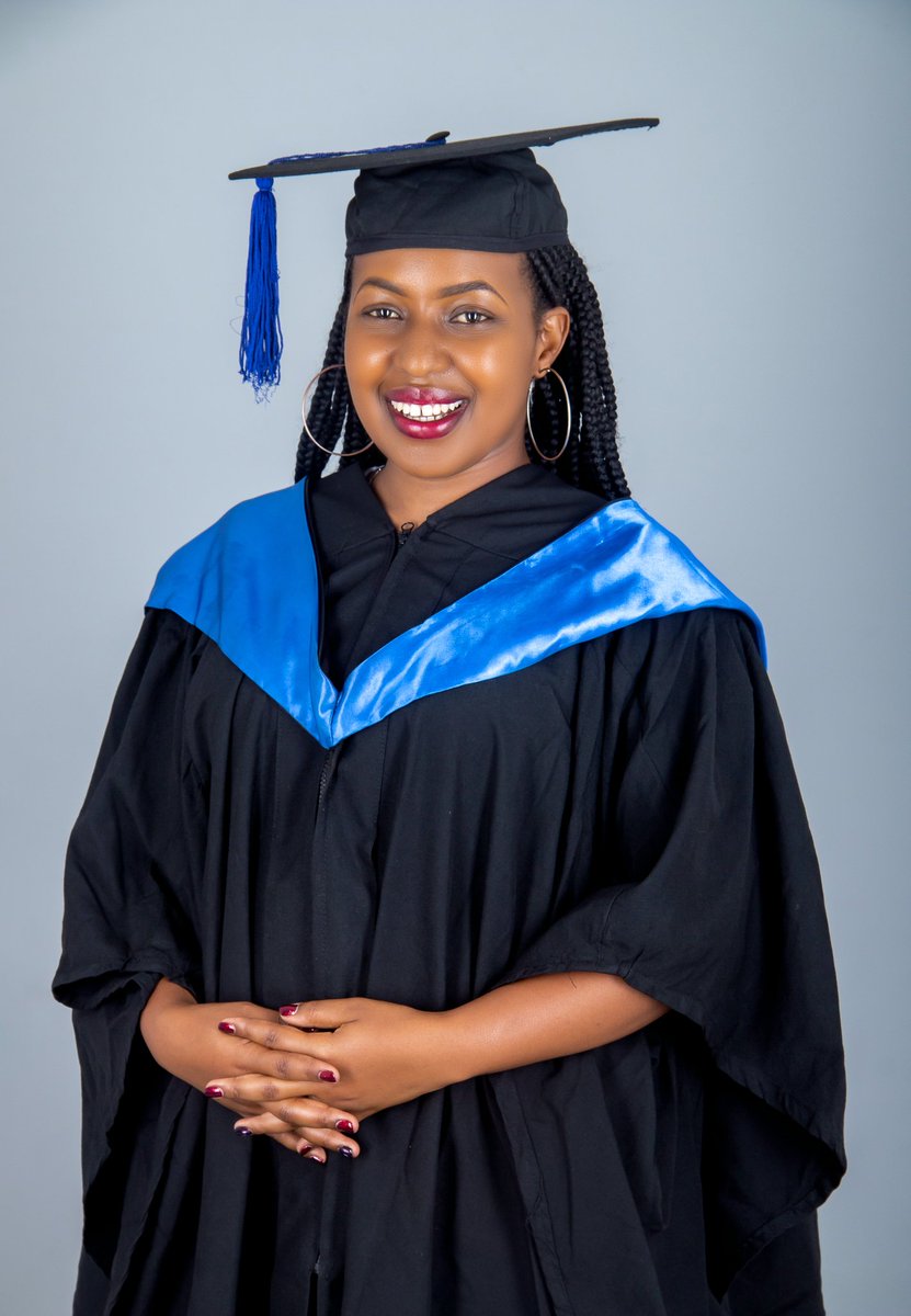 RongaiStudios's tweet photo. Graduation photoshoot...all are welcome. #CUKGraduation https://t.co/KBKmWlDhxp