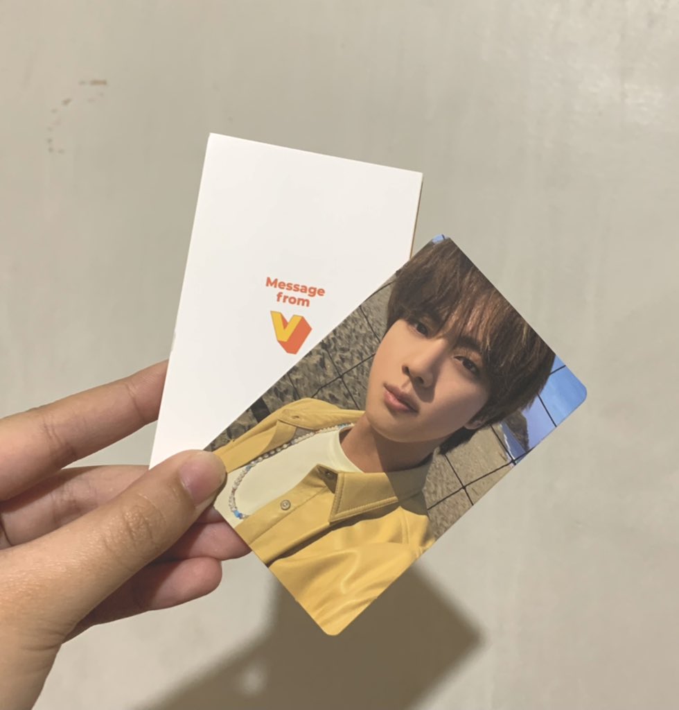 clicktocartph's tweet photo. #CLICKTOCART — onhands !
 
✶ BTS Butter Jin pc &amp; V Message Card ! 

₱450 php (set) 
dop: 1 week rev 
onhand, fresh pull ! 
mop: gcash &amp; palawan 
mod: shopee co, ggx, jnt 

comment mine https://t.co/lBvRo9BrEl