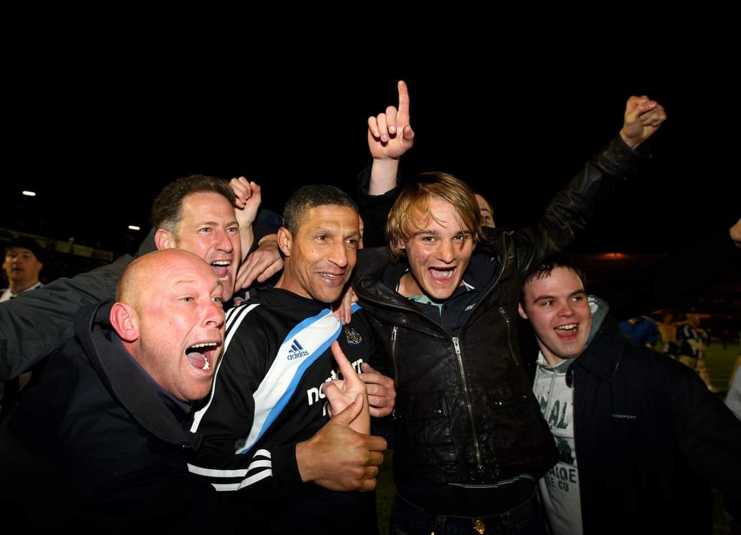 Chris Hughton on his time at #NUFC: 

"If you walked into my house you wouldn't know I was a football manager!

"I'm not one that puts up lots of pictures.

"But I have got albums and mementos of my time at Newcastle, pictures and signed shirts.

"The photographs of the promotion