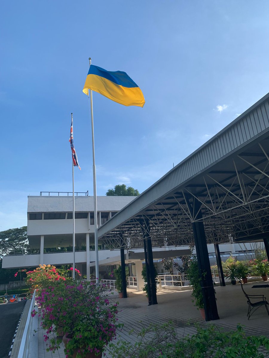 At the British High Commission in Singapore, we are flying the Ukrainian flag 🇺🇦 in solidarity with our Ukrainian friends.

The United Kingdom stands with the people of Ukraine in the face of Russia's unprovoked attack on freedom and democracy. We #StandwithUkraine