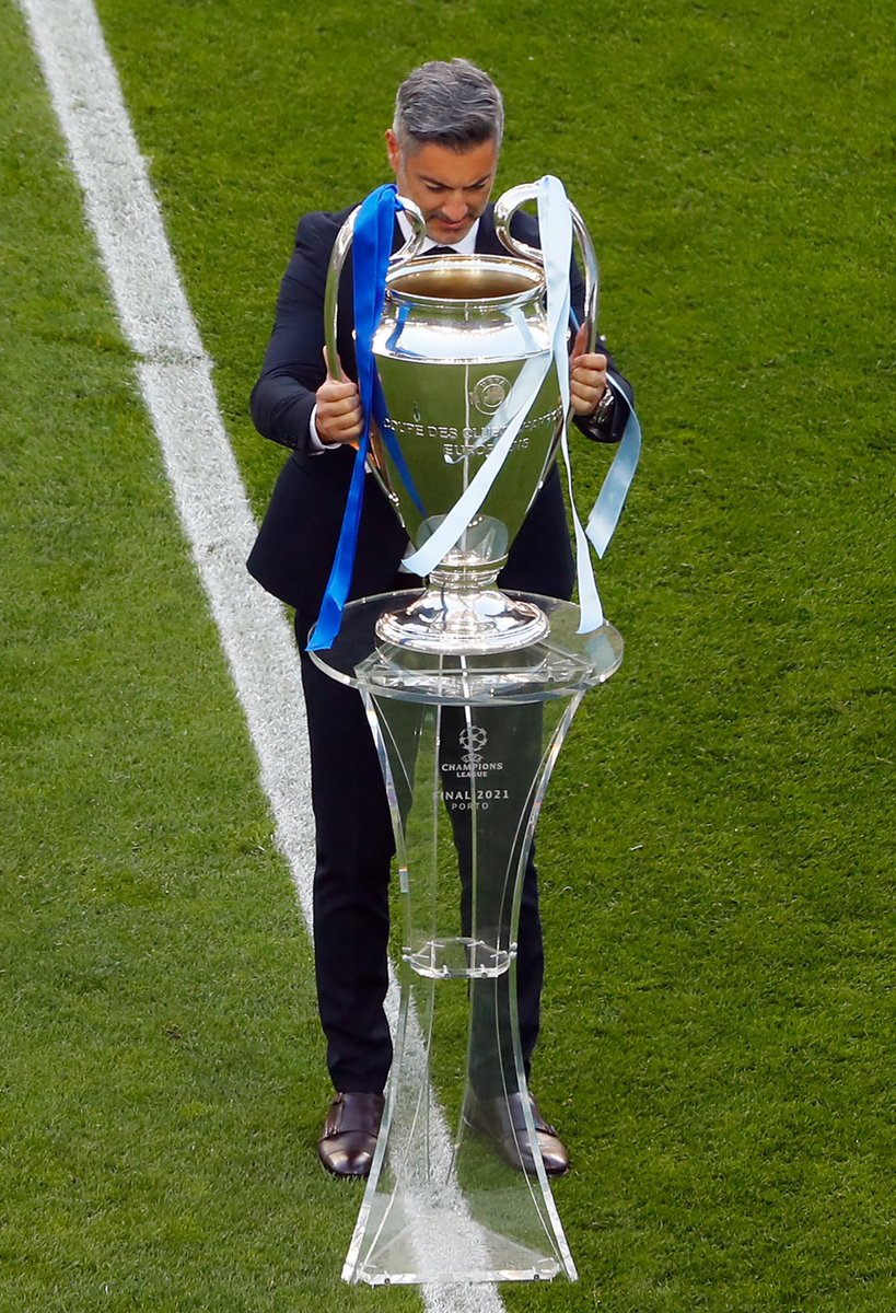FabrizioRomano's tweet photo. Official. Uefa have moved the Champions League final from Saint Petersburg to Paris. 🏆🇫🇷 #UCL

🏟 Stade de France, May 28, h21. https://t.co/Rz6pst9sgr