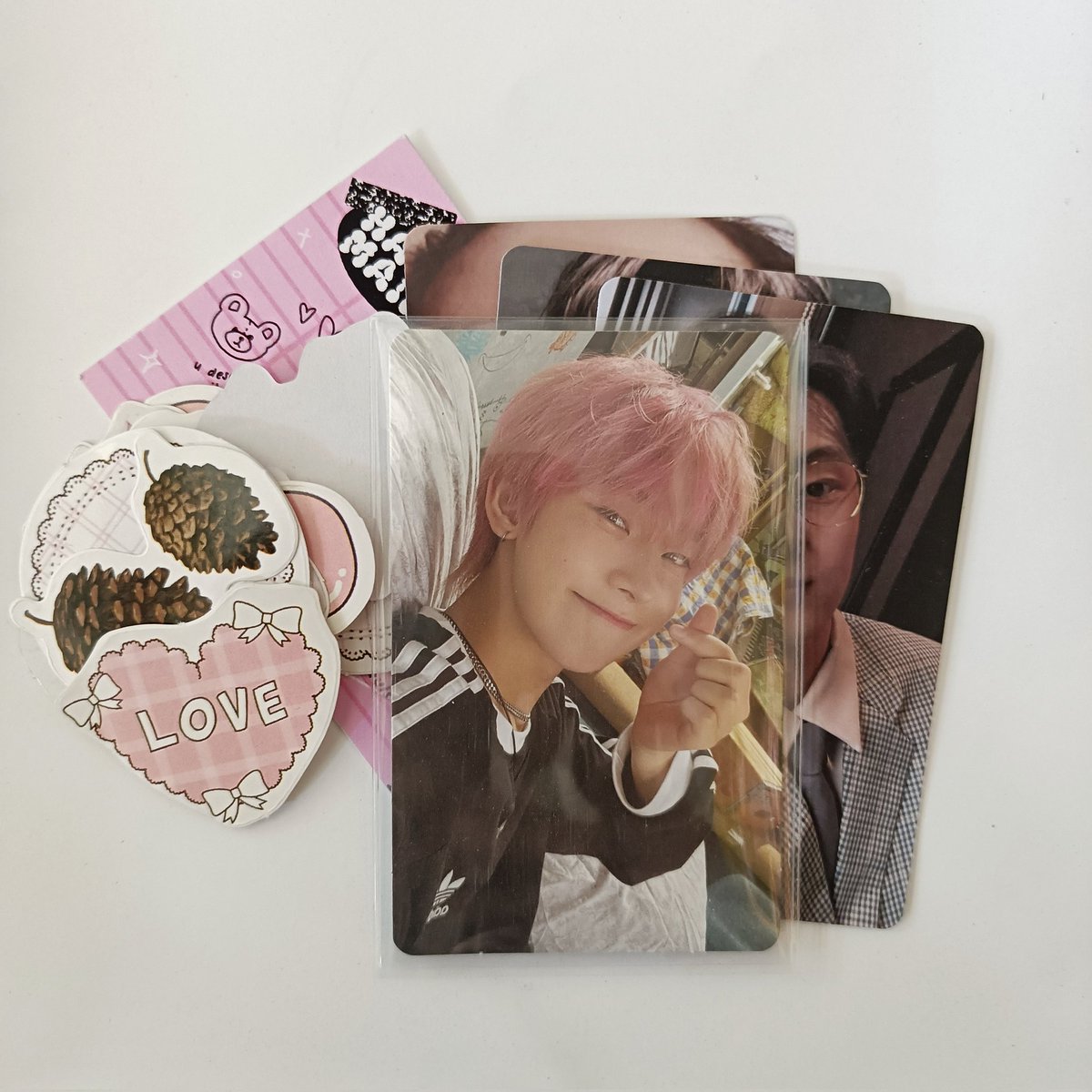 4encart's tweet photo. 💌 :: ꒰ #0324mails  //  #fromddeonu ꒱ 

⸙͎ sunoo arrived safely today >< thankie so so much for letting me adopt sun! :D  really love the freebies and its packaging! looking forward to our next transac :D  stay safe !
ㅤㅤ
ㅤㅤㅤㅤㅤㅤㅤㅤ╰► @ddeonuhauls ☻ https://t.co/OKwRKmi0yN