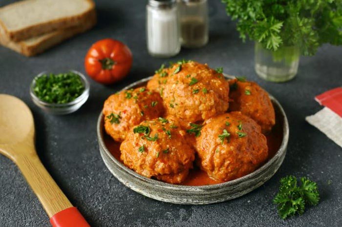 Ленивые голубцы с капустой в духовке. Ленивые голубцы с капустой и фаршем в духовке. Ленивые голубцы пошаговый. Голубцы "ленивые" 500гр звениговский. Ленивые голубцы котлетками.