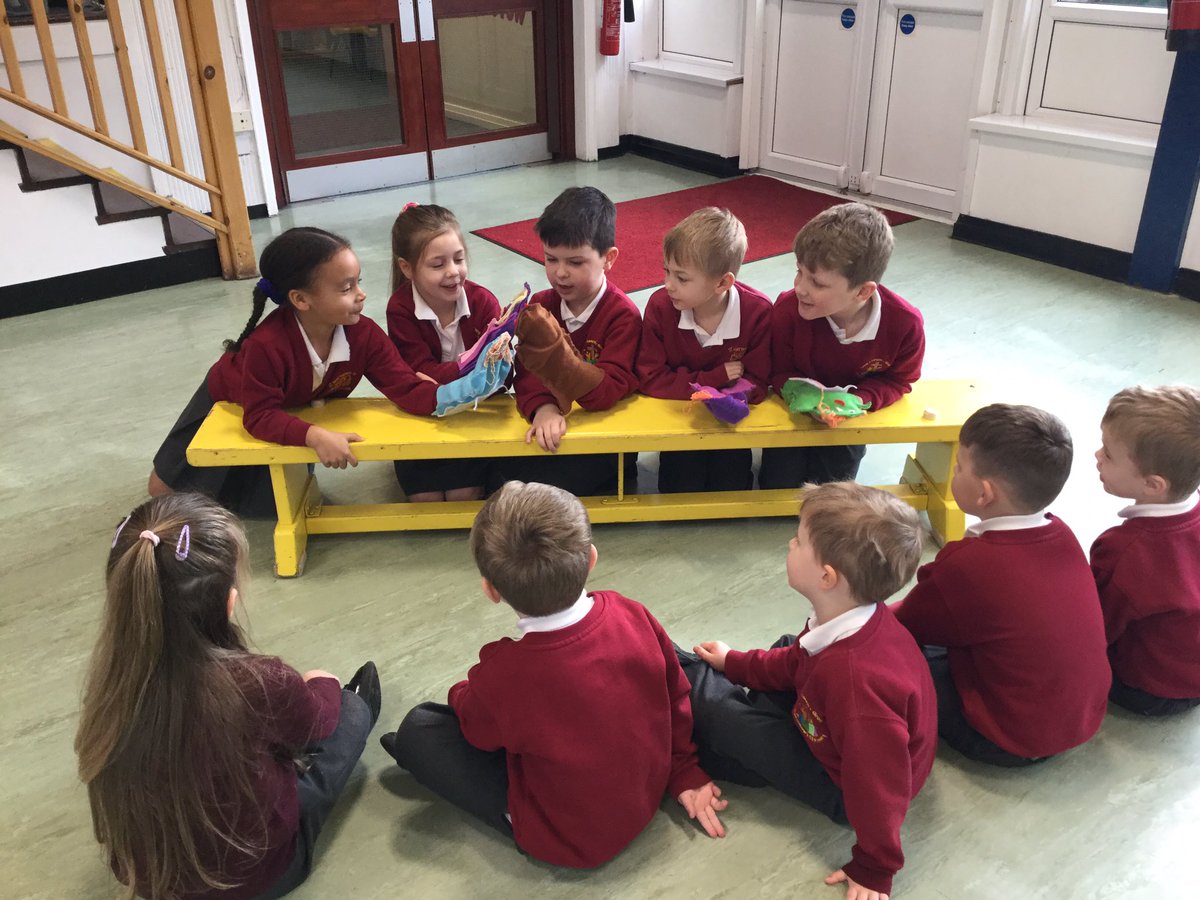 StMattsLL's tweet photo. Year 1 are putting on puppet shows for the Reception Class using the puppets they made this week #puppetshowfun https://t.co/W6PbSVA98P
