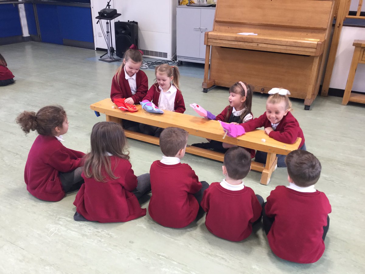 StMattsLL's tweet photo. Year 1 are putting on puppet shows for the Reception Class using the puppets they made this week #puppetshowfun https://t.co/W6PbSVA98P