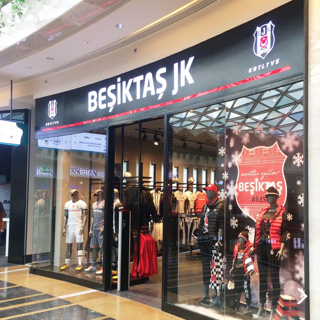 akrotesmim's tweet photo. Geliştirmesini ve uygulamasını yaptığımız, İzmir Optimum Kartal Yuvası mağazamız sizce de çok şık görünmüyor mu?
📐✏️📏
#akrotesmimari
#mağazadekorasyonu
#decor
#mimaritasarım
#mimari
#akrotesmimarlık
#design
#mağazatasarımı https://t.co/3rE7rja8NT