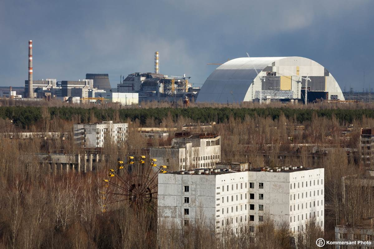 Чернобыльская атомная электростанция. Станции Чернобыльской АЭС Припять. Припять четвертый энергоблок. Атомная станция Чернобыль сейчас. Припять станция АЭС.