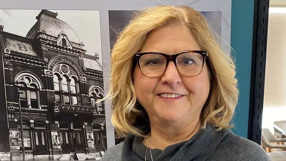 L_H_A_T's tweet image. Tibbits names Linda Bowers January Volunteer of the Month (Coldwater, MI) #TibbitsOperaHouse #historictheatres #historictheaters #historicoperahouses buff.ly/3Hh1tut