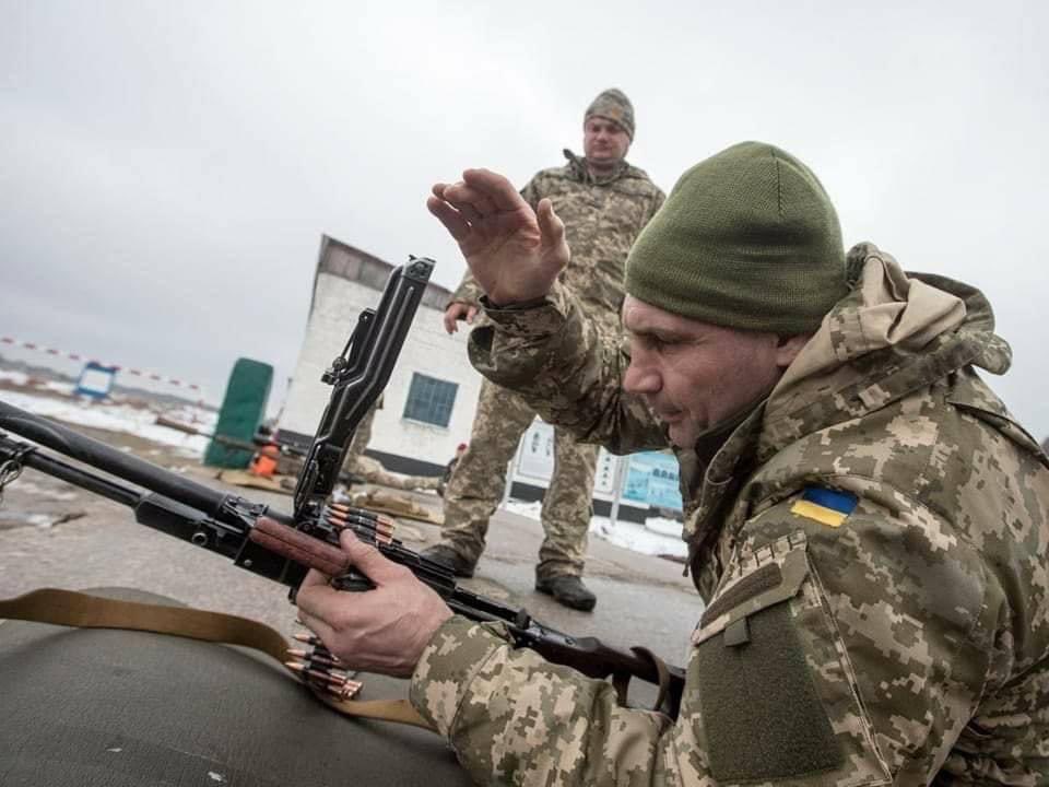 Nanukashow1's tweet photo. #Ukraine #UcraniaRussia #Mayorof Kiev #VitaliKlitschko https://t.co/AlcjZGHah0