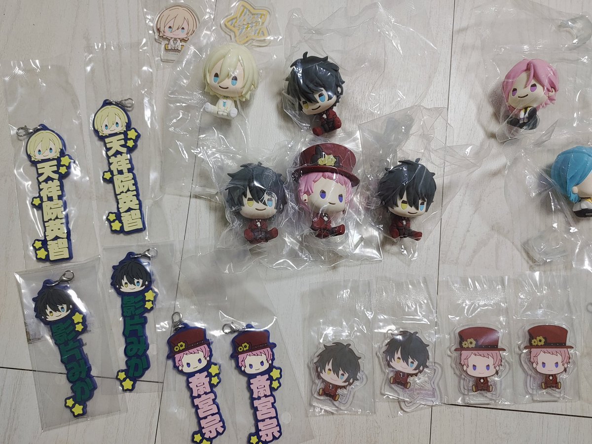 후후...^^             오시상~😼
   오시상~😻
.                         😡농!!!!       오시상...😿