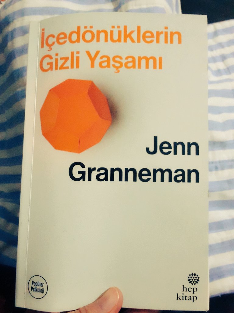 İki pış pış arası; 
Bunca yıl sonra kendimi yeniden keşfediyorum: 'Ben bir içedönüğüm.'
|İçedönüklerin Gizli Yaşamı, Jenn Granneman, çev: Selin Can Özdemir, HepKitap