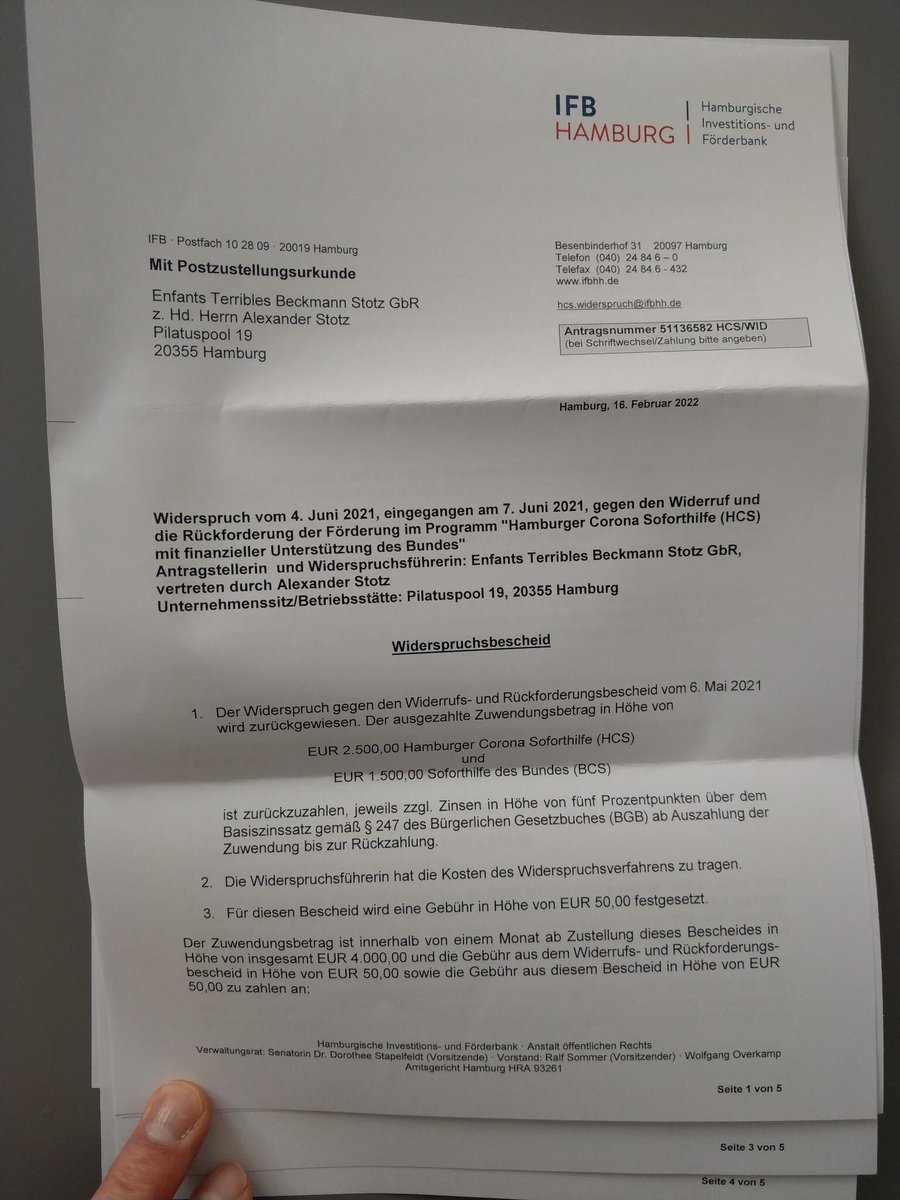 Vielen Dank an HH den überwältigenden Support von Ehrenamt und kleinen Läden, die versucht haben, möglichst bescheiden durch die Krise zu kommen, ohne das Max aller Förderungen mitzunehmen. 450euro allein Zinsen und Gebühren? Wir hoffen der Chanpagner schmeckt! <a href="/hh_bkm/">Behörde für Kultur und Medien Hamburg</a> <a href="/TschenPe/">Peter Tschentscher</a>