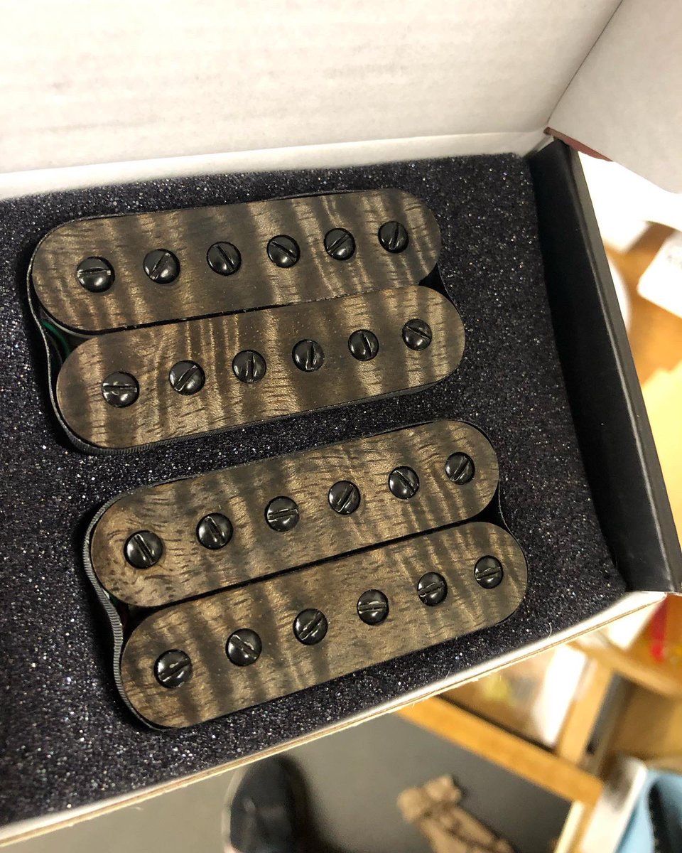 GuitarmoryUSA's tweet photo. A fresh batch of pickups heading out to some incredible players, rise and shine everyone 🔥🔥🔥

#madeinusa #handmade #musicians #RiseAndGrind #guitarmory #espguitars #strandbergguitars #kieselguitars https://t.co/OPTE6j1NB7