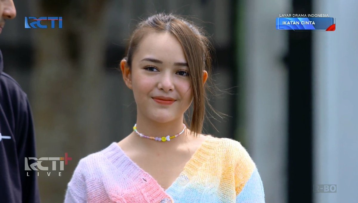 tehsisri2ribu's tweet photo. FYI poni lempar andini jameta wati lebih berat dari pada beban hidup aldebaran selama 635 episode 
#IkatanCintaEp635 https://t.co/pVruDD3Ll6