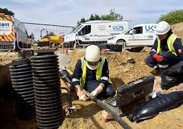 ukpowersolution's tweet image. Getting multiple teams to communicate is challenging, particularly on large/complex #developments. Choosing UKPS to design &amp;amp; build a #multi-utility solution streamlines the #utilityconnection process, saving time &amp;amp; money &amp;amp; improving operational efficiency. ow.ly/s92c50I4m5E