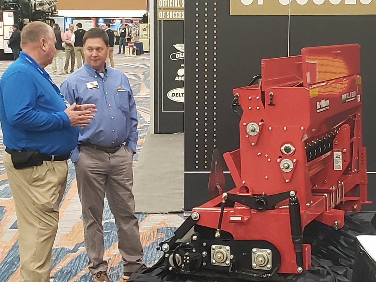 klb8311's tweet photo. Come see Jamie Meier Landoll Sales Mgr @farm_gin_show Landoll Booth #3722 #landoll #brillion #ICON https://t.co/ATCppOZZy7