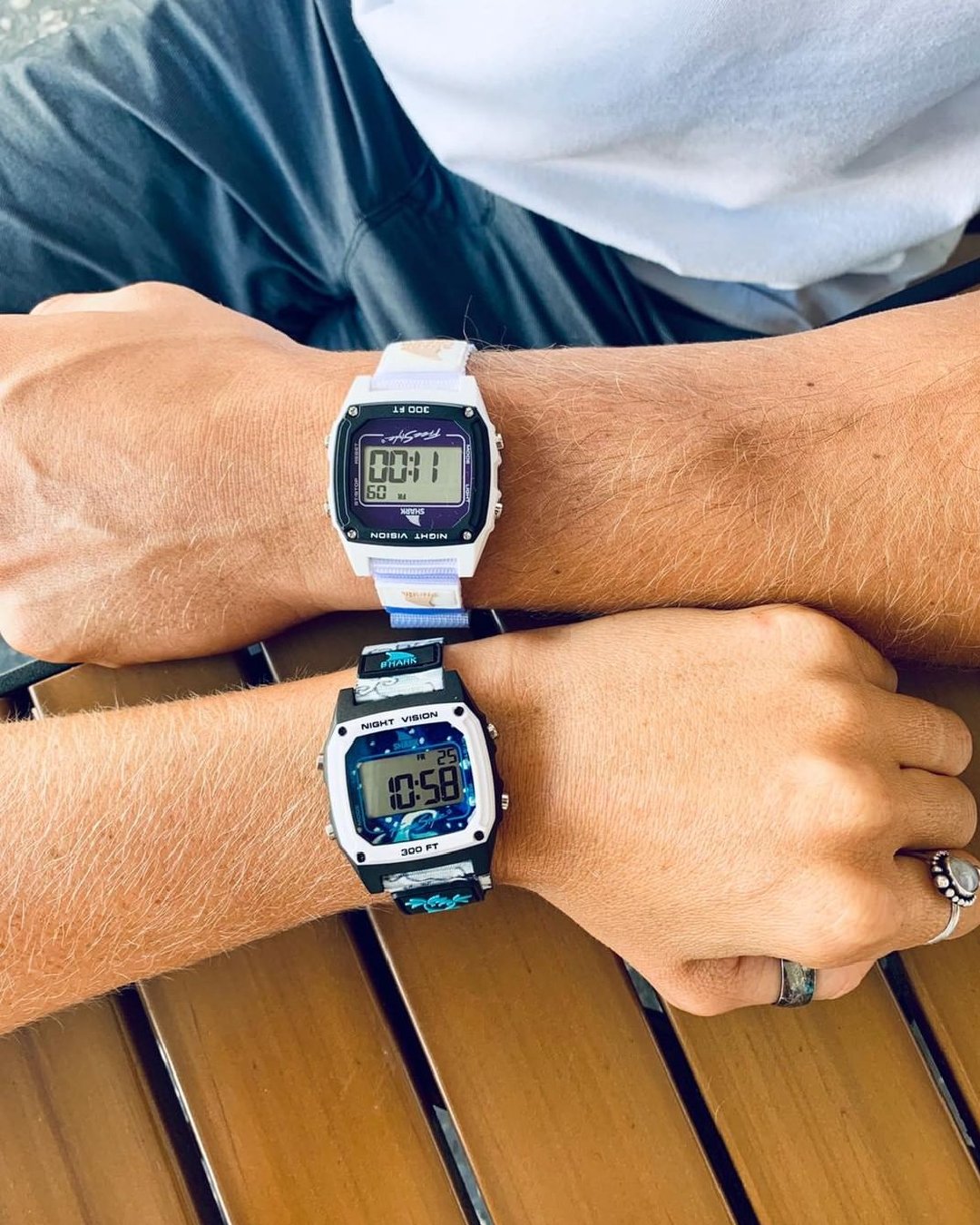 Freestyle Watches on X Clip vs Leash what s your preference Luke Davis Signature White Wave White Dolphin janelleunderwater https t WZWkypAodN https t pizczwT6mf X