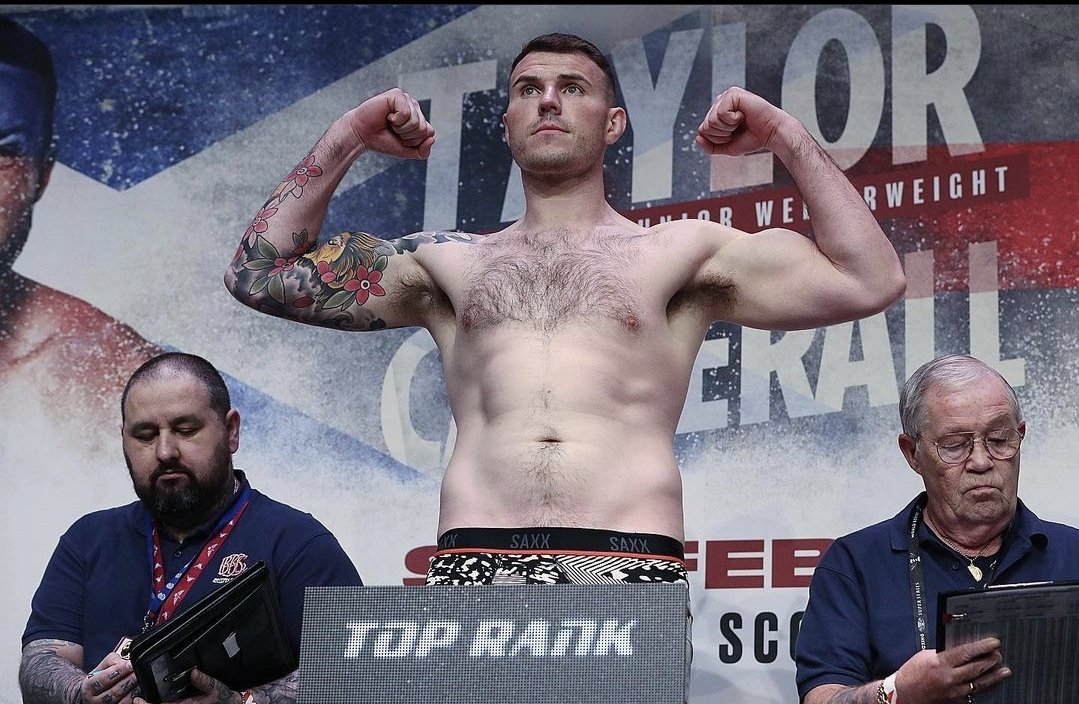 TenchuSports's tweet photo. . @nickacampbell1 weighs in at 18st 2lbs and confirms the 1st Scottish heavyweight bout for 71 years
🥊🏴🔥
Best of skill mate #StrapSeason
💻 @CSXSports
🤝🏻 @BoxincBelfast
#NickCampbell #Scottish #CSXSports #BoxInc #TheGlasgowWarrior #Glasgow https://t.co/MwSXEMD1wT