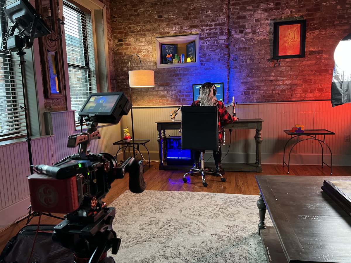 ZMediaVentures's tweet image. Yesterday’s shoot transported us to the gaming and cosplay universe and we are here for it! Huge shout out to @makeupwithmarya for serving unmatched talent and quite literally, out of this world looks. #mediaproduction #gaming #cosplay