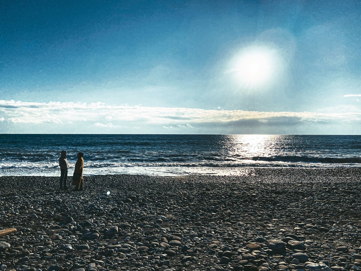 Я против войны, потому что не верю нашей власти, что это помощь жителям восточной Украины. 
Не хочу, чтобы простые жители погибали во имя мало кому понятной геополитики. Я за мир. Остановите войну!
(с) Алексей Гареев
Полный текст здесь: vk.com/aleksey_gareev