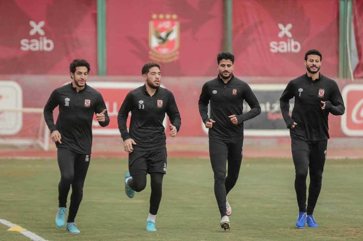 AlAhly's tweet photo. لقطات من تدريب الأهلي الرئيسي استعدادًا لمواجهة صن داونز بدوري أبطال أفريقيا 🦅💪📸
#يلا_يا_أهلي
#أفريقيا_يا_أهلي https://t.co/p72nnGrVwb