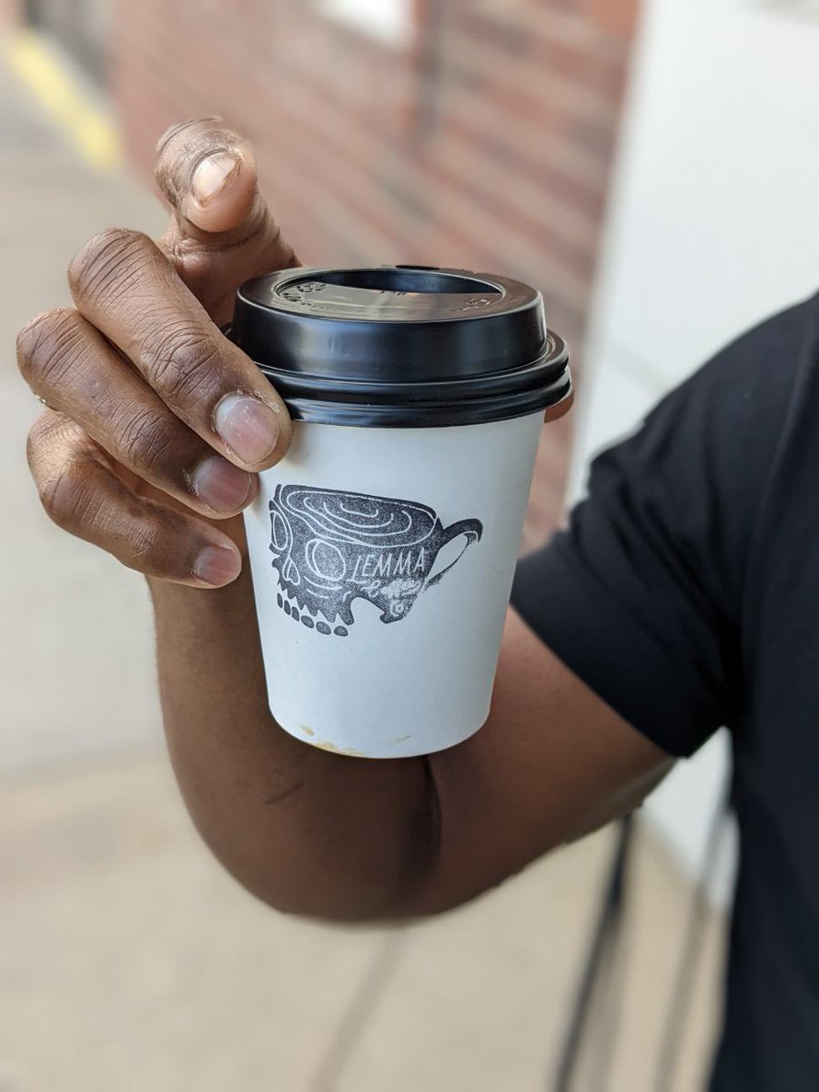 _brbcoffeebreak's tweet image. @LemmaCoffee located in Carrollton, Texas. Great spot to chill,relax and get great coffee. My fav is a double shot espresso to start the day!! BTW good morning!