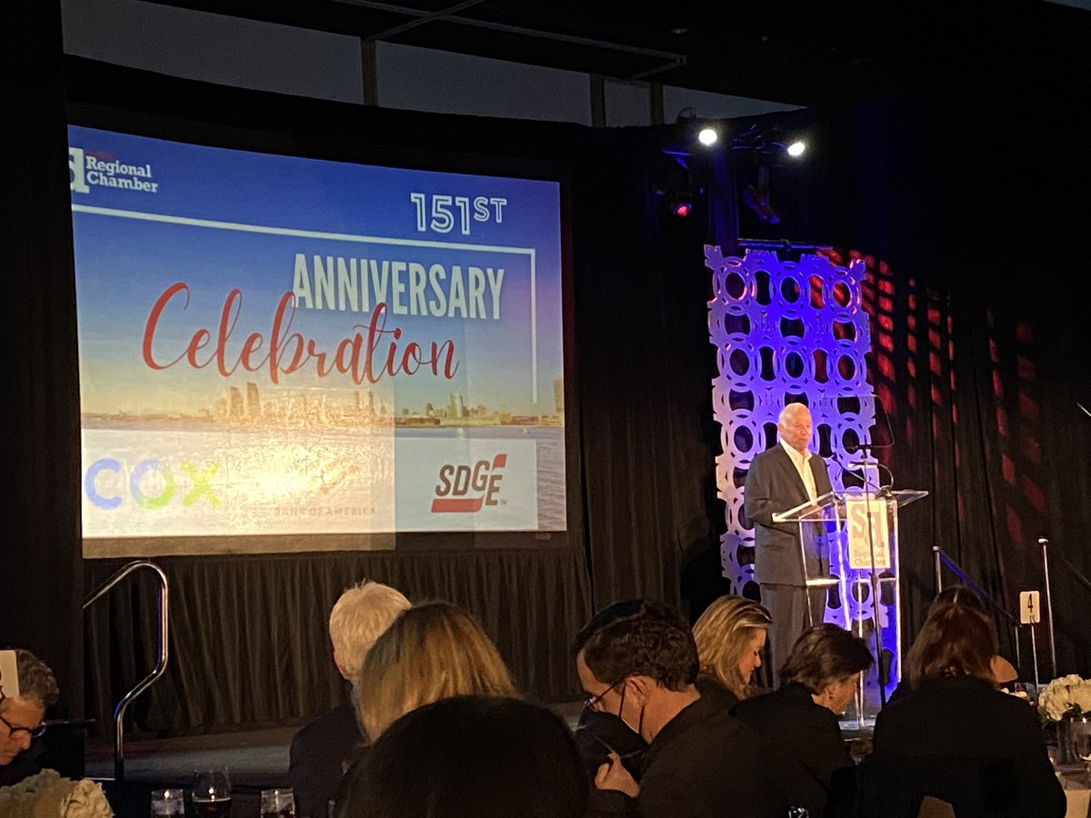 sleiman_karen's tweet photo. It was a lovely evening celebrating @SDChamber anniversary. TY @SDAirportAuth for having me join you. #chamber151 #SanDiego https://t.co/6zdw0zojgH