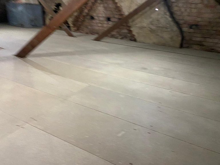 loftladderpros's tweet image. Can your dark and dingy loft space be transformed in a day?
The answer is YES, Mr Reid's loft in Hitchin had a c.325 sqft raised loft boarding, 4 led lights &amp;amp; a deluxe wood loft ladder.
Call us on 0808 301 9548.
homecountiesloftladders.co.uk
#lofttransformation #loftboarding