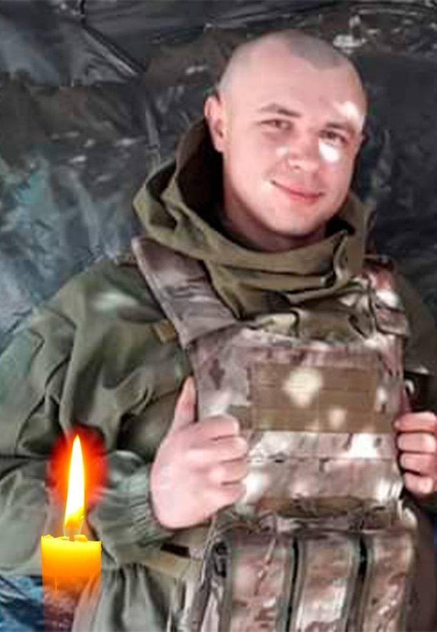 🇺🇦 🇷🇺 - Vitaliy Shakun, un soldat ukrainien s’est sacrifié en se faisant exploser avec un pont pour ralentir les forces russes. Qu’il repose en paix, ne l’oublions pas 🕊