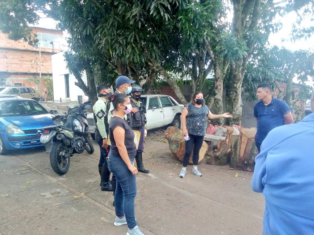 Comision Participación C, Servicios P CMBS tweet media