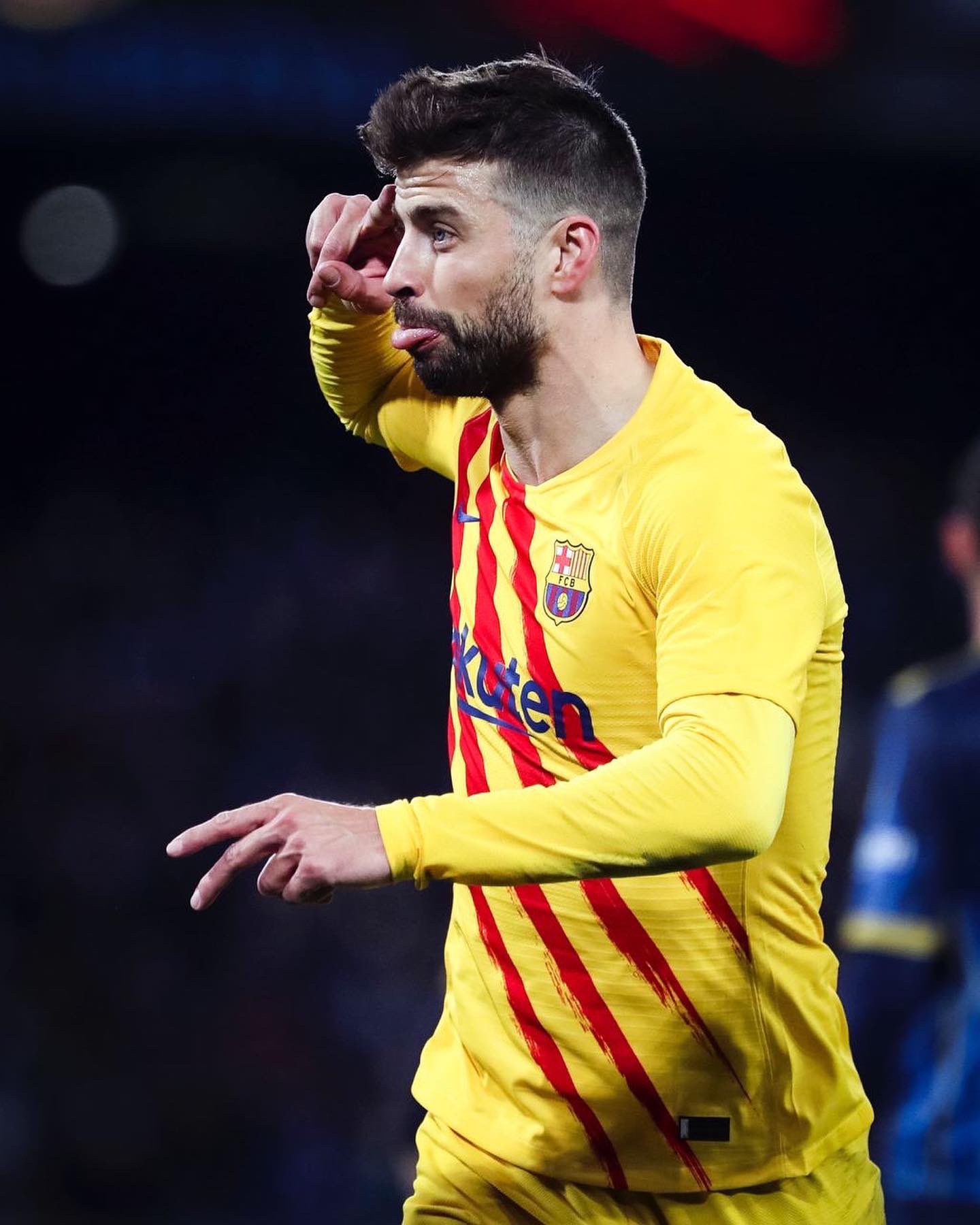 Who Is Pique's New Girlfriend Clara Chia Marti? All About Clara Chia Marti, Age And Instagram Photos