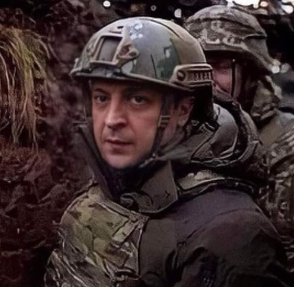 NirdeshDosi's tweet photo. I am proud of President of Ukraine🇺🇦 @ZelenskyyUa

He took off his clothes and put on a military uniform to join the troops in fighting to protect the Ukrainian homeland. He is a true leader.

#StandWithUkraine
#NoWarWithUkraine 
#StandWithUkriane https://t.co/8FsjUEmHaa