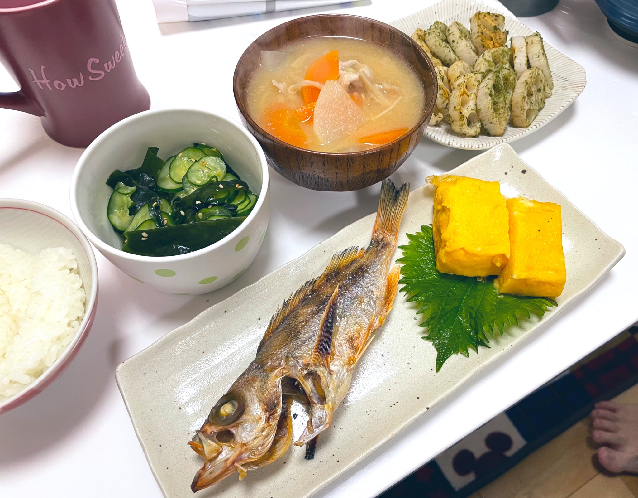 ｵｶﾀﾞｶﾅ 今日は和食 メバルの塩焼き 甘い卵焼き レンコンののり塩焼き 豚汁 きゅうりの酢の物 美味しかった T Co Q0q8olkymu Twitter