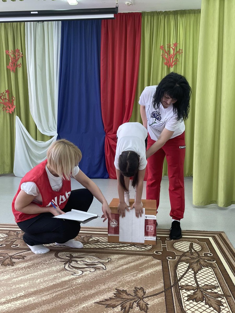 Сегодня участниками  муниципального этапа областной акции « Единый день ГТО» стали воспитанники д/с « Василек». Ребята подготовили стихи о ГТО и  отлично выполнили  нормативы! 👍<a href="/samminobr/">МинОбрНауки СО</a> <a href="/uprobraz2018/">Отрадненское управление МОНСО</a> <a href="/GbouSosh2_KCh/">ГБОУ СОШ №2 ОЦ с. Кинель-Черкассы</a> <a href="/SergeiLisicin63/">Сергей Лисицин</a>