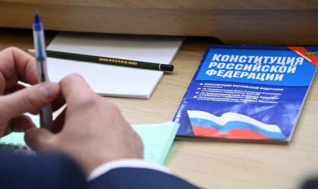 Депутат Самарского района Самары Олег Егоров и депутат Октябрьского района города Вадим Алексеев подписали открытое письмо против войны

Авторы осудили нападение на Украину, считая, что это приведёт к катастрофе. 

Под письмом подписались более 180 депутатов из разных регионов.