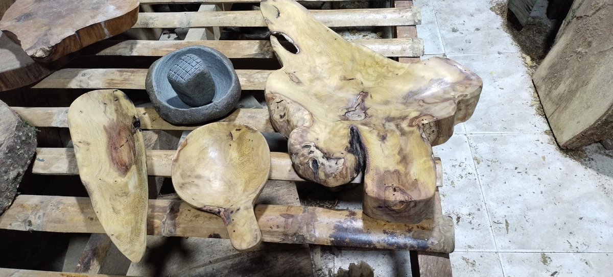 jocarpintero7's tweet image. 3223937052 hacemos bateas pilones lavamano morteros oara cocina en madera o o tambien en piedra de rio