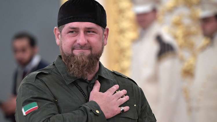 AydaNews's tweet photo. بعث رئيس الشيشان رمضان قديروف برسالة إلى الرئيس الأوكراني زيلينسكي : 

 قال: "اتصل بقائدنا العام الرئيس فلاديمير بوتين ،واعتذر" https://t.co/widapUMnFH