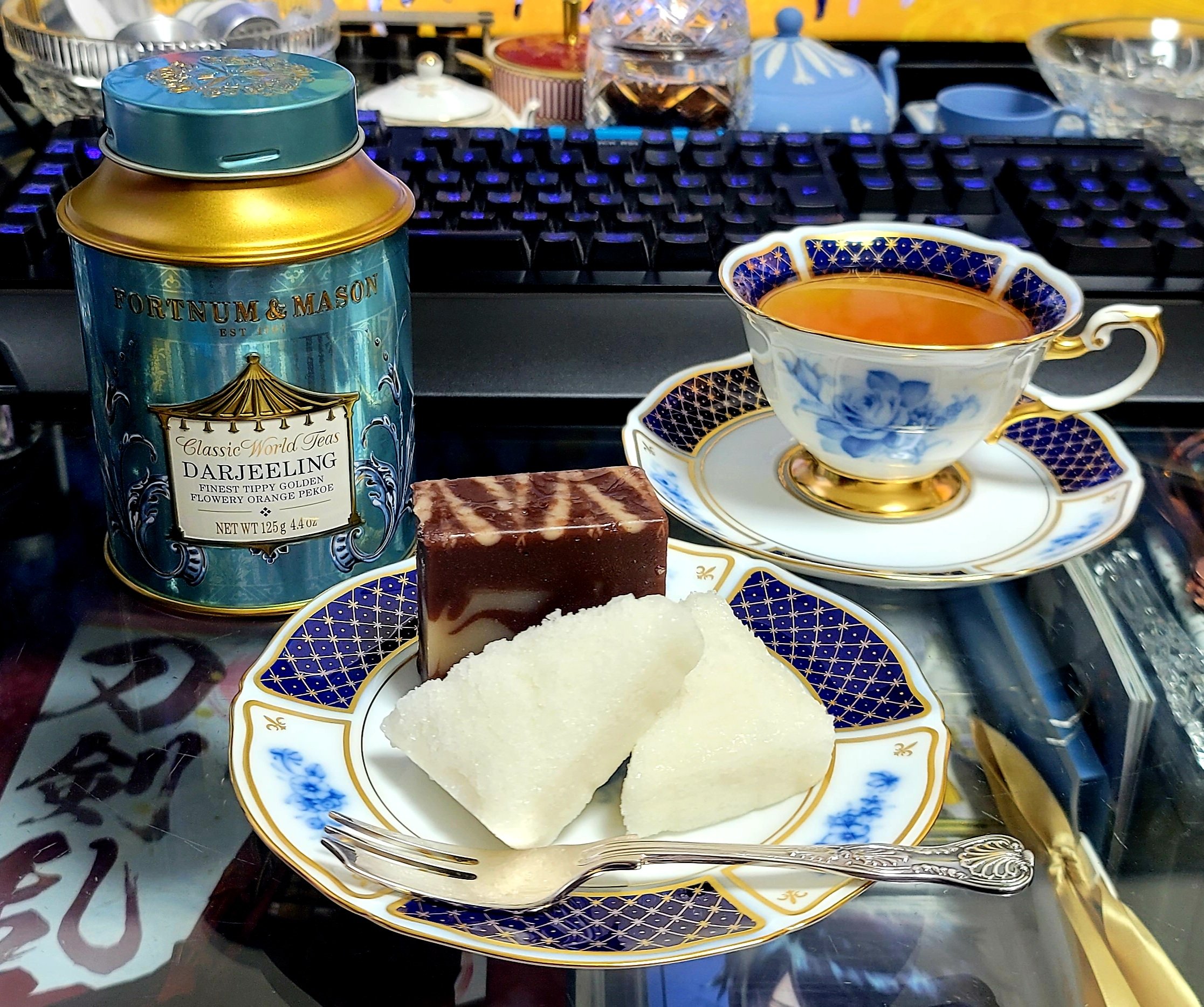 大倉陶園 執事喫茶スワロウテイル ティーカップ 「ブルーバタフライ」