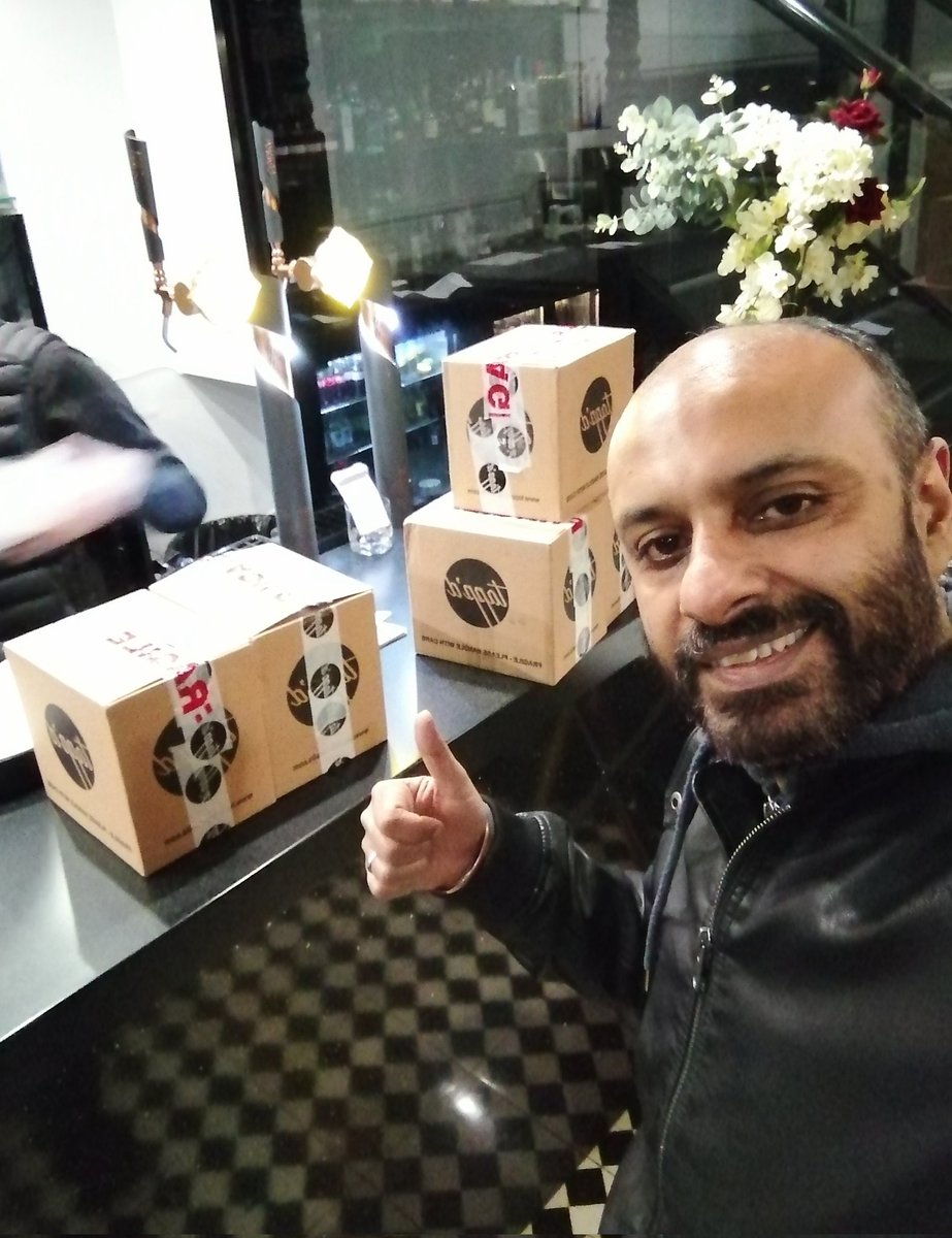COCKTAILSDLV's tweet photo. Making sure our trade partners are stocked up for the weekend with our award winning delicious mixologist ready to drink cocktail😊 
. 
. 
. 
#restaurantindustry 
#hospitalityindustry 
#cocktaildelivery 
#cocktails
#birmingham
#westmidlands 
#solihull https://t.co/dzjgIPUeoU