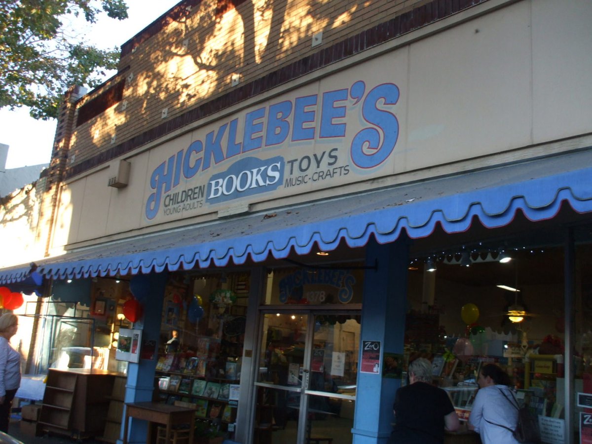 BestCincyPRPro's tweet photo. Tickled pink that the legendary #childrensbookstore @Hicklebees #sanjose has made #astrathelonelyairplane available for pre-order! They have overcome some tough times and continue to thrive. #childrensbooks #springbooks #picturebooks
#rhymingbooks #indiebookstore @brandypublish https://t.co/YRWdjlKdDJ