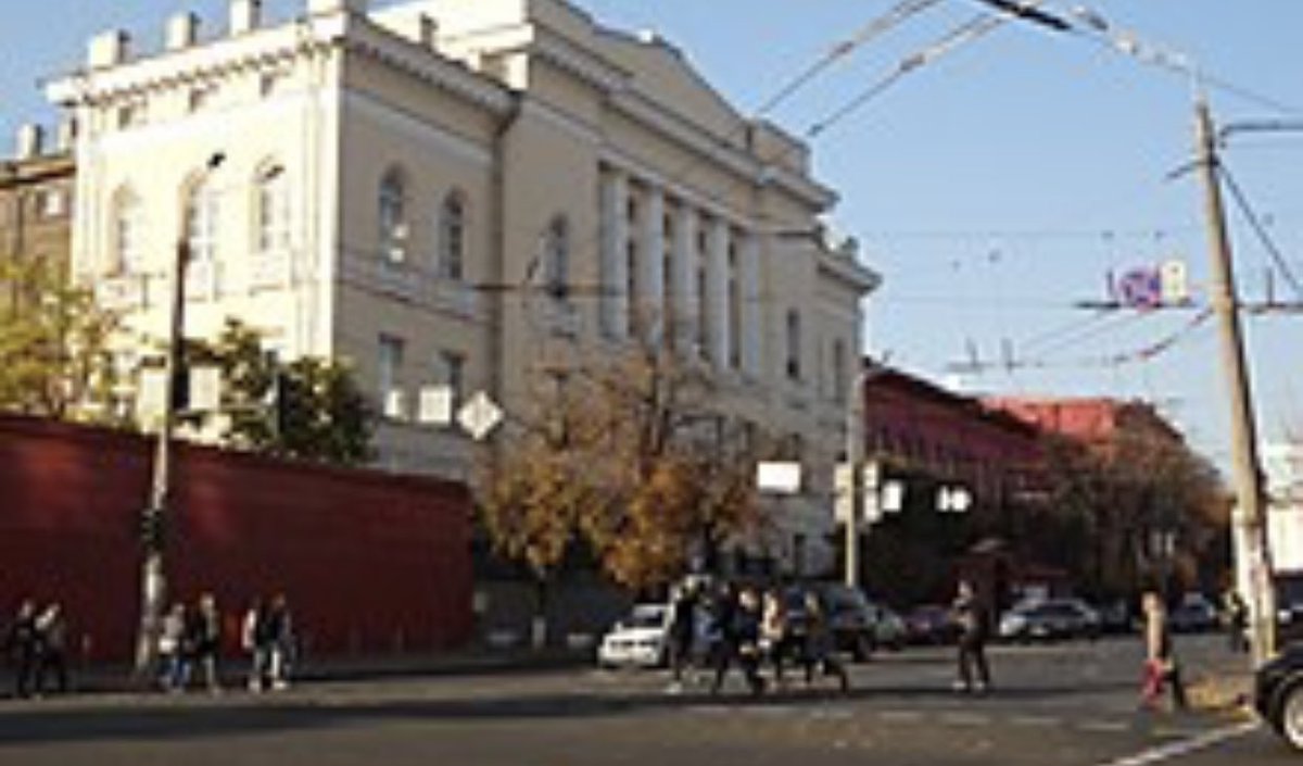 Athro/Prof Pedr ap Llwyd (@yrynadllwyd) on Twitter photo Our thoughts <a href="/NLWales/">National Library of Wales</a> are very much with our friends at Vernadsky National Library of Ukraine, in Kyiv today as they protect and defend the memories of their nation. The obliteration of those memories at Varnadsky is now so very real. Our thoughts <a href="/NLWales/">National Library of Wales</a> are very much with our friends at Vernadsky National Library of Ukraine, in Kyiv today as they protect and defend the memories of their nation. The obliteration of those memories at Varnadsky is now so very real.
