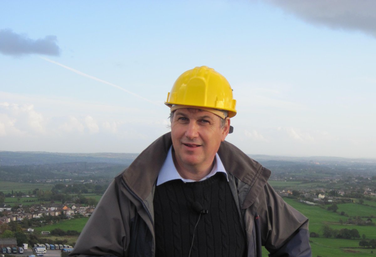 EuroGeosciences's tweet photo. EGU is saddened to share the information of the death of Professor Chris King, EGU's Education Committee Chair and a passionate advocate for geoscience education. Our thoughts are with his family at this time and he will be deeply missed.

Read more: https://t.co/a3Ue6CtnSl https://t.co/Noaf67Euty