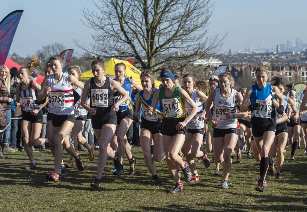 This weekend sees the return of the English National Cross Country at Parliament Hill. With almost 8000 athletes entered across 10 races, it's going to be an action packed day. Read our event preview here: bit.ly/EngNatXCPre

🎥 Watch the livestream: bit.ly/EAYTNatXC